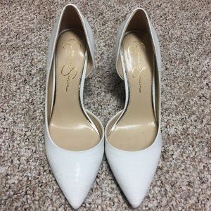 Jessica Simpson white pumps 9.5